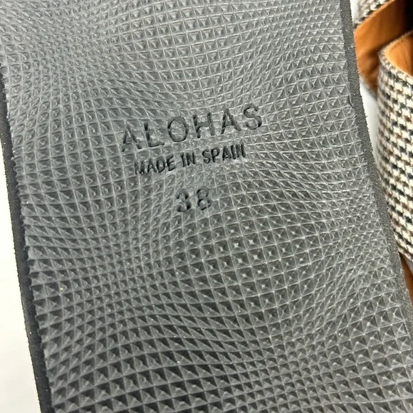 Alohas Marshmallow Sandals, tan, size 38 (7.5-8) - Picture 7 of 7